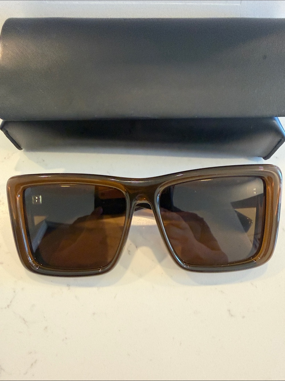 Saint Laurent Brown Rectangular Sunglasses - Picture 2 of 4
